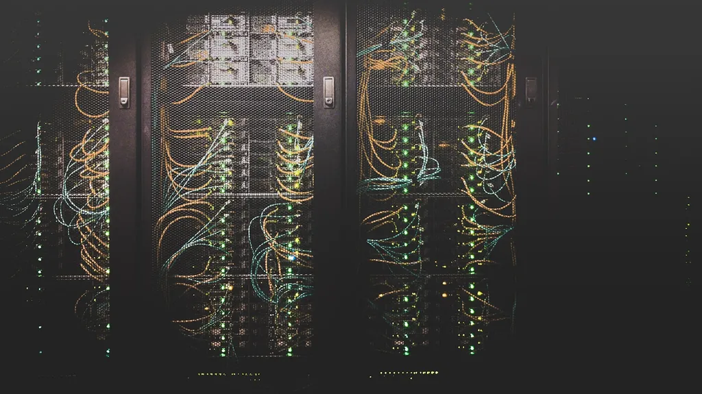 Azure Ramai-Lampaui $100 Miliar, Microsoft Kembali Pukulgila di Era AI